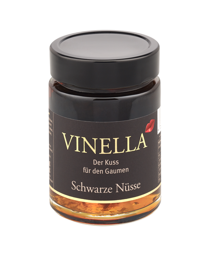 Schwarze Nüsse